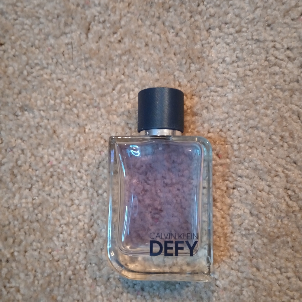 Calvin Klein Defy Eau de Toilette